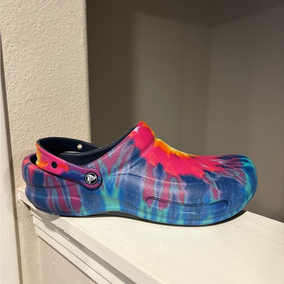 Crocs Tie Dye Unisex Bistro Rainbow Clogs Slip Resistant Mens 11/Womens 13 - Picture 5 of 9